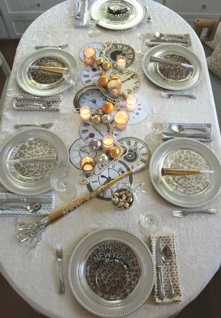 dekoracija stola za novu godinu